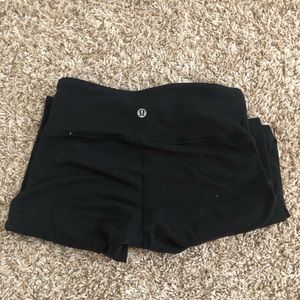 Black Lululemon leggings